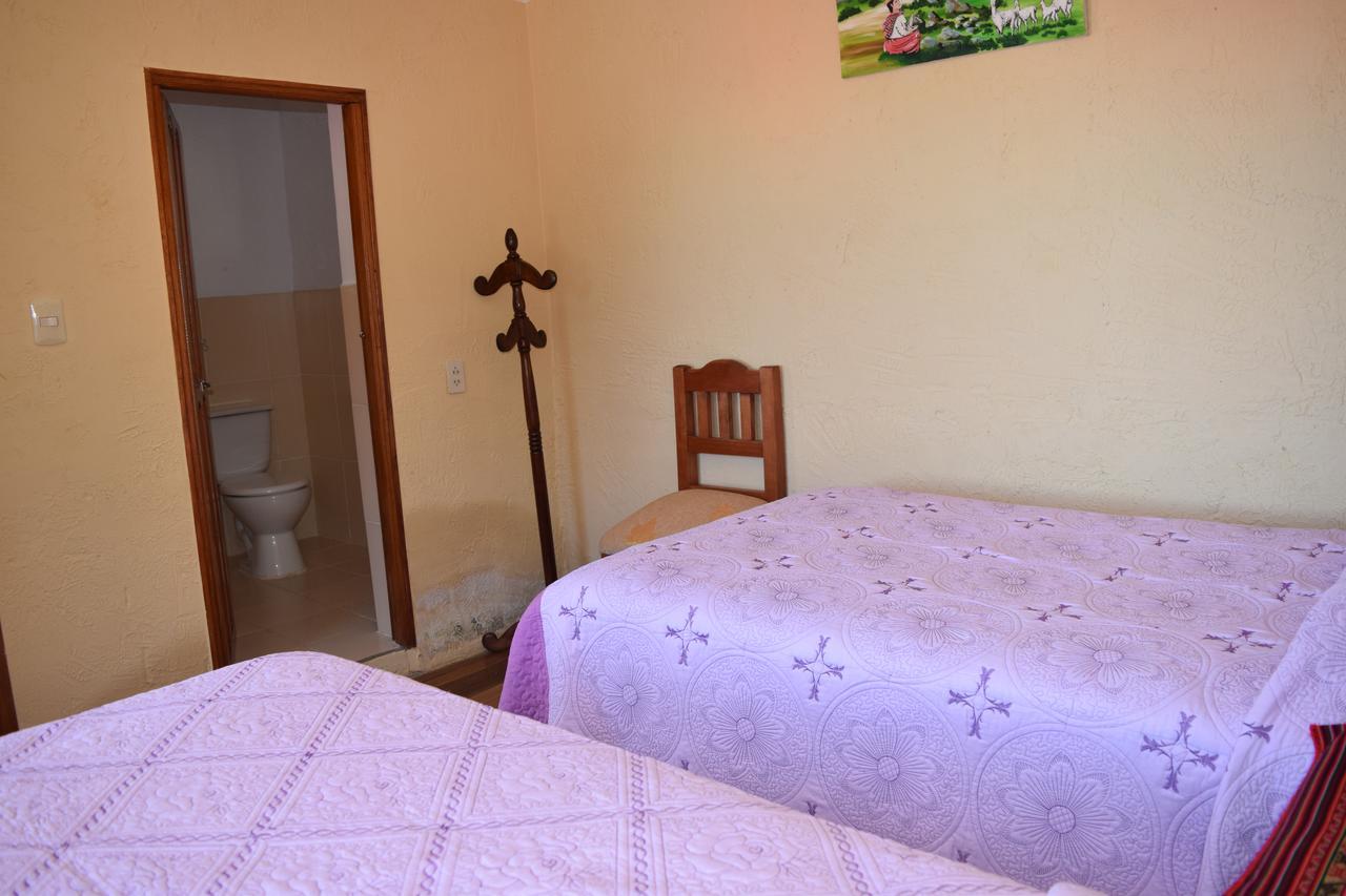 Hostal Jacha Inti Comunidad Yumani Exterior photo